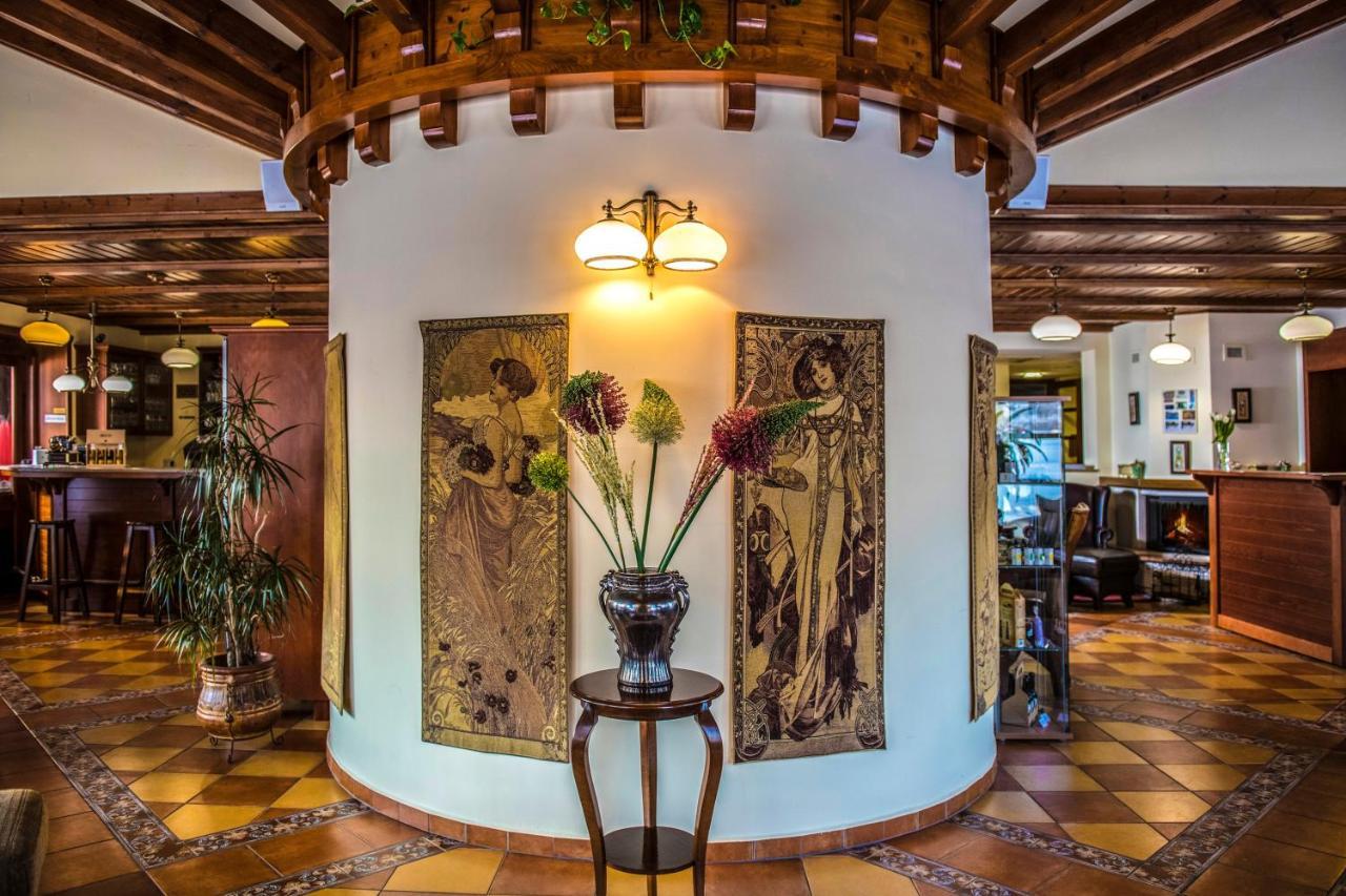 Hotel Forest Hills Zirc Εξωτερικό φωτογραφία