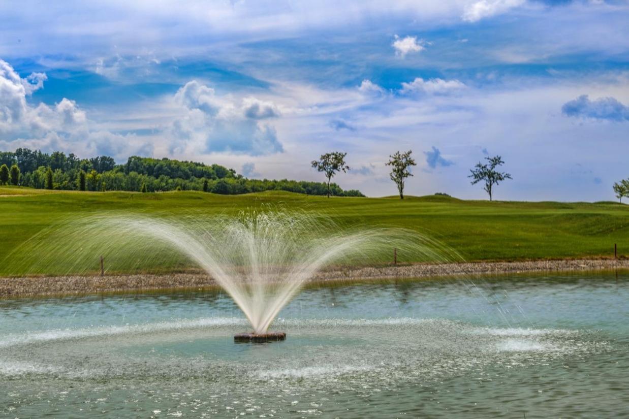 Hotel Forest Hills Zirc Εξωτερικό φωτογραφία